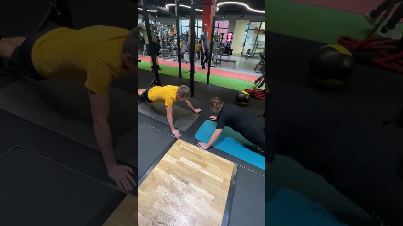 Тренировки для подростков с Данилом Бондарик