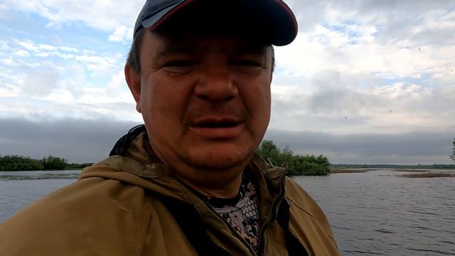 Залитые кусты шевелятся от рыбы! Жор рыбы и клюет только на эти приманки