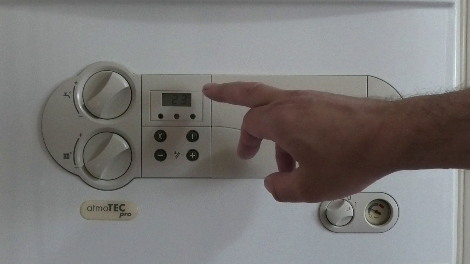 Газовый котёл Vaillant Как заменить показания на дисплее с давления на температуру и как перевести к