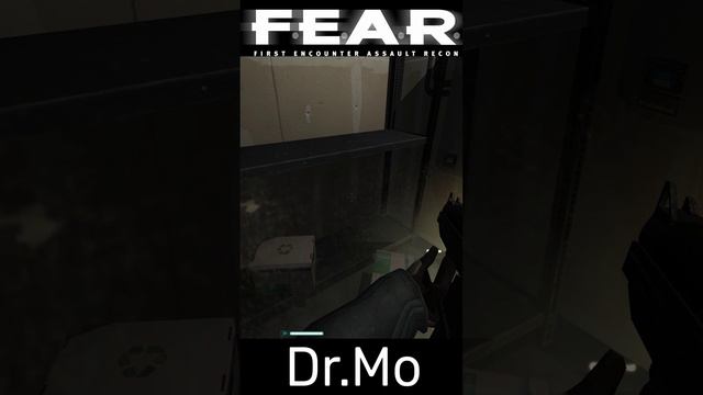 FEAR Подорвался на огнетушителе дебил #shorts #fear #страх #игры #пк