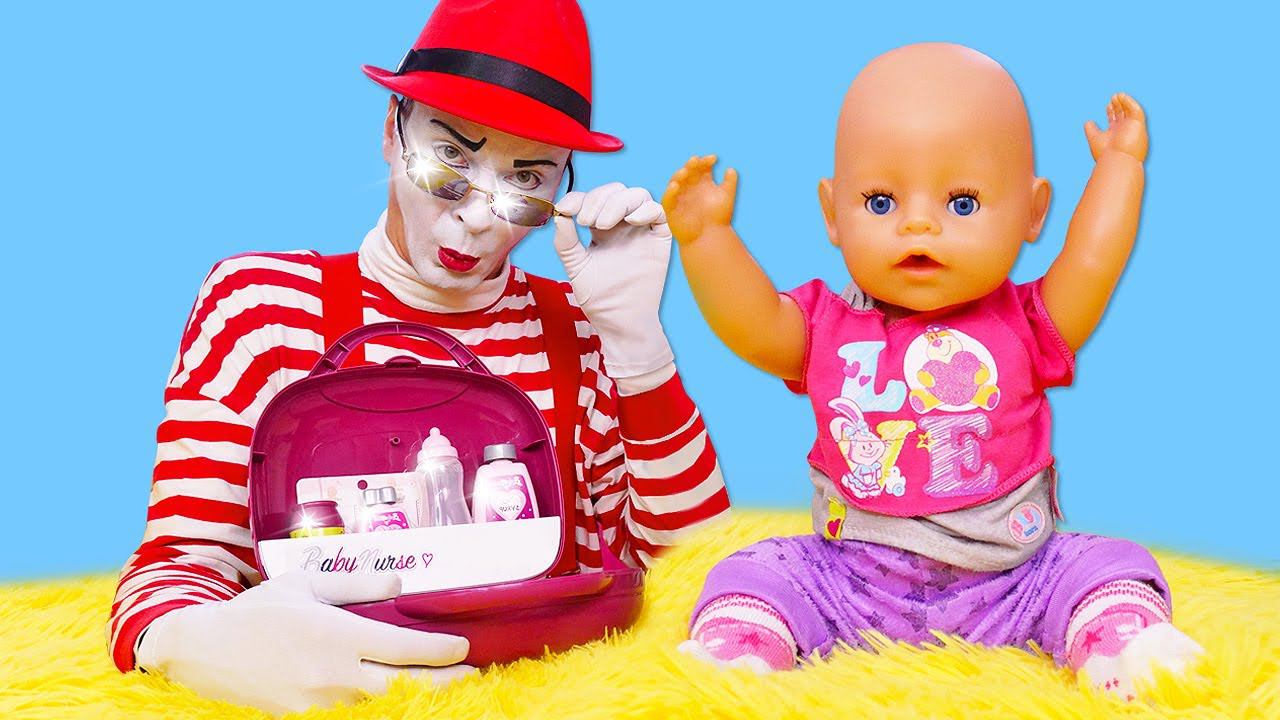 Игры Дочки Матери с БЕБИ БОН - Лучший нянька для Куклы! - Смешные видео игрушки для детей Baby Born