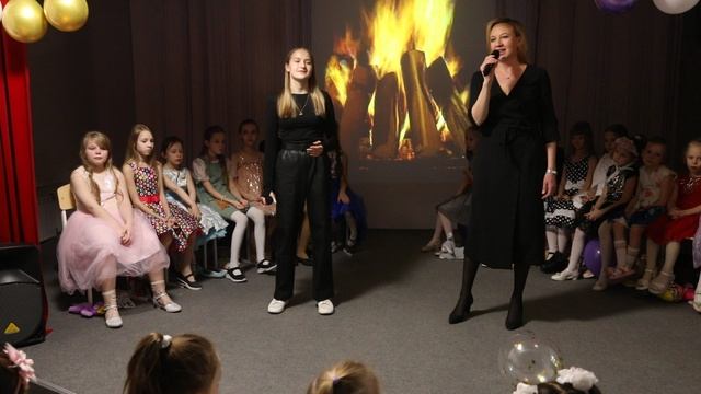 А, знаешь, всё ещё будет...