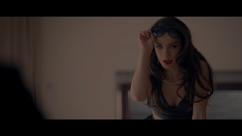 Вика Дайнеко "Бей себя" 2014