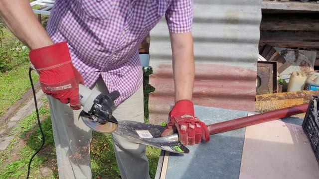 Как наточить лопату болгаркой | Samsung Galaxy S20fe 4K 60Fps Video Test