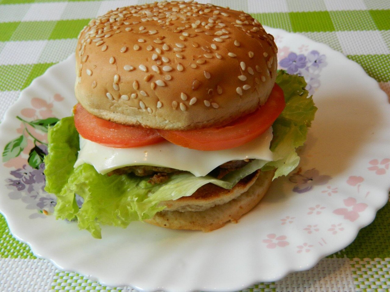 ГАМБУРГЕРЫ С КОТЛЕТКОЙ ДОМАШНИЕ