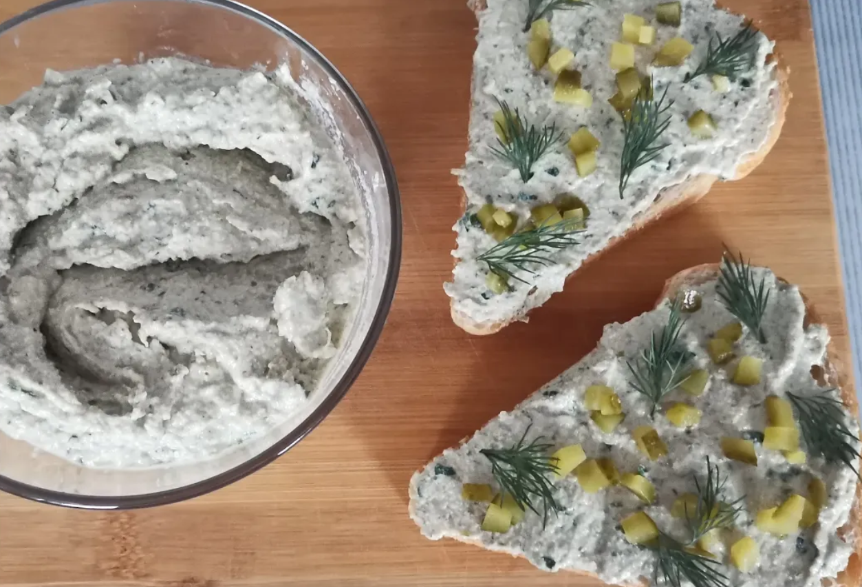 ПАШТЕТ ИЗ ШПРОТ! Шпротный паштет с яйцами. Простой и быстрый паштет из шпрот. Простой рецепт паштет