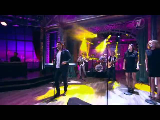 AMOR featuring Miss Universe Olivia Culpo Urgant Show