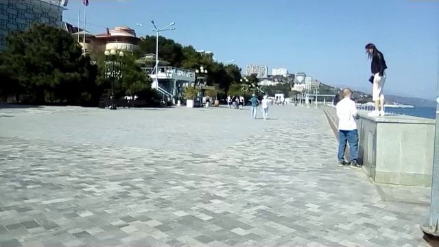 Алушта.11.04.23. Набережная. Романтика чуть не обломалась)