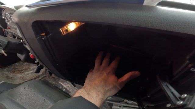 2023 КАМАЗ 65115-48 ЗЕРНОВОЗ. Обзор (интерьер, экстерьер, двигатель).