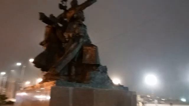 Владивосток, вечерний туман