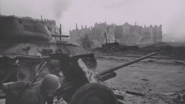 Священная война. - Вставай страна огромная
Канал: Песни военных лет