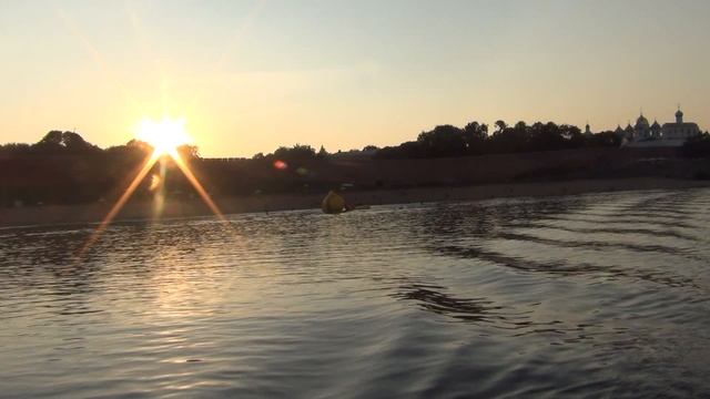 Великий Новгород часть 28 Речная прогулка по Волхову.mpg