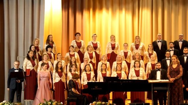 Г. Свиридов.  Хоровод .