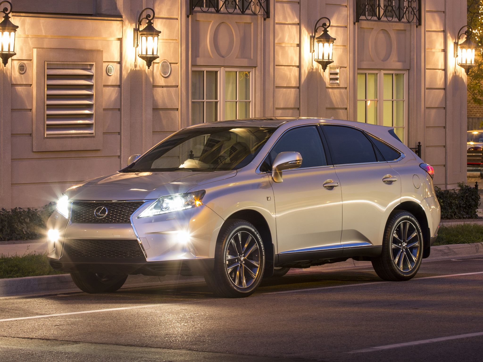 Лексус  RX 350  2012 Замена задних тормозных колодок