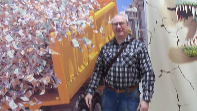 Ютуб перечислил деньги. Сколько платят начинающим ютуберам؟