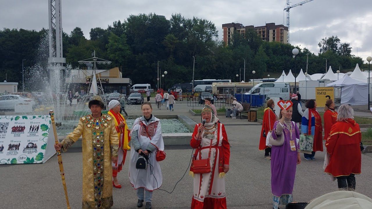 Праздник в Чебоксарах. Медовый спас.