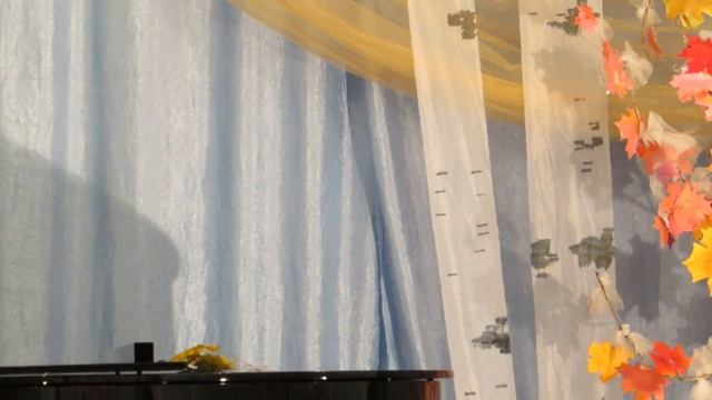 Музыкальная гостиная. "Роняет осень свой убор багряный". 15.10.2017г. Светлана Жинжикова.