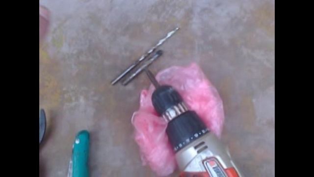 Прививка плодовых деревьев необычным способом при помощи дрели / шуруповёрта (нектарин на алычу)