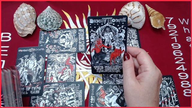 НУЖНО ЛИ ПРОДОЛЖАТЬ ОТНОШЕНИЯ #таро #онлайн Светлана ВЕДА