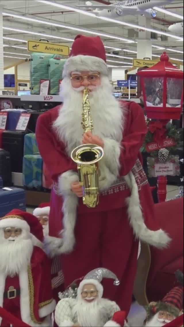 Арабские Эмираты. Прогулки по Шардже. Каррефур.