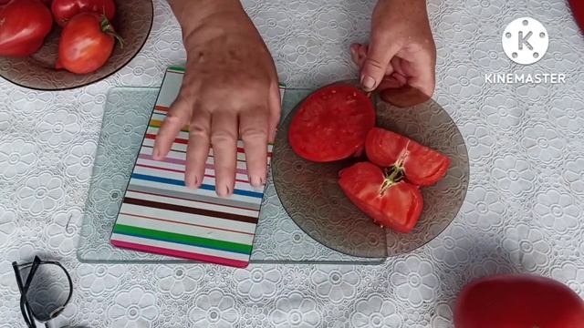 Сибирь. Обзор и дегустация томатов Сердце красного дракона и Королевич.