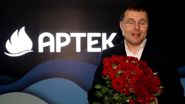 ПОЗДРАВЛЕНИЕ С МЕЖДУНАРОДНЫМ ЖЕНСКИМ ДНЕМ.mp4