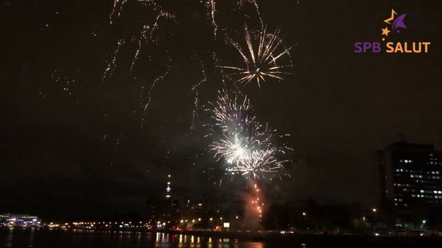 Фейерверк на свадьбу Особняк Путилова в Санкт-Петербурге.
