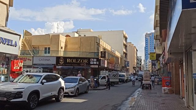 Район Дейра с магазинами!Идём мимо витрин!