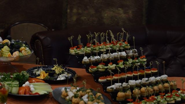 Фрукты, сервировка