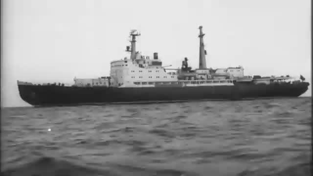 Первый в мире атомный ледокол "Ленин" // The world's first nuclear-powered icebreaker Lenin