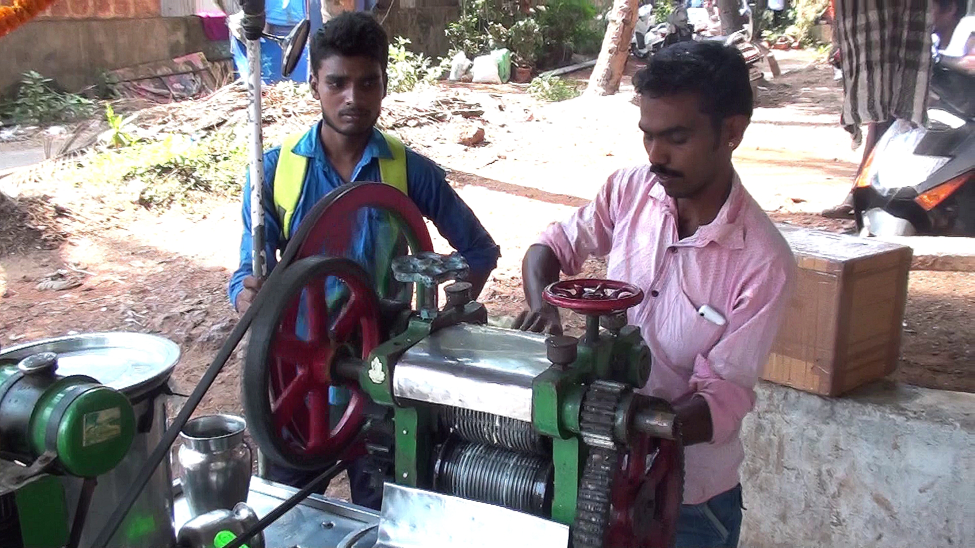 Индия. Колва. Свежевыжатый сок за пару минут