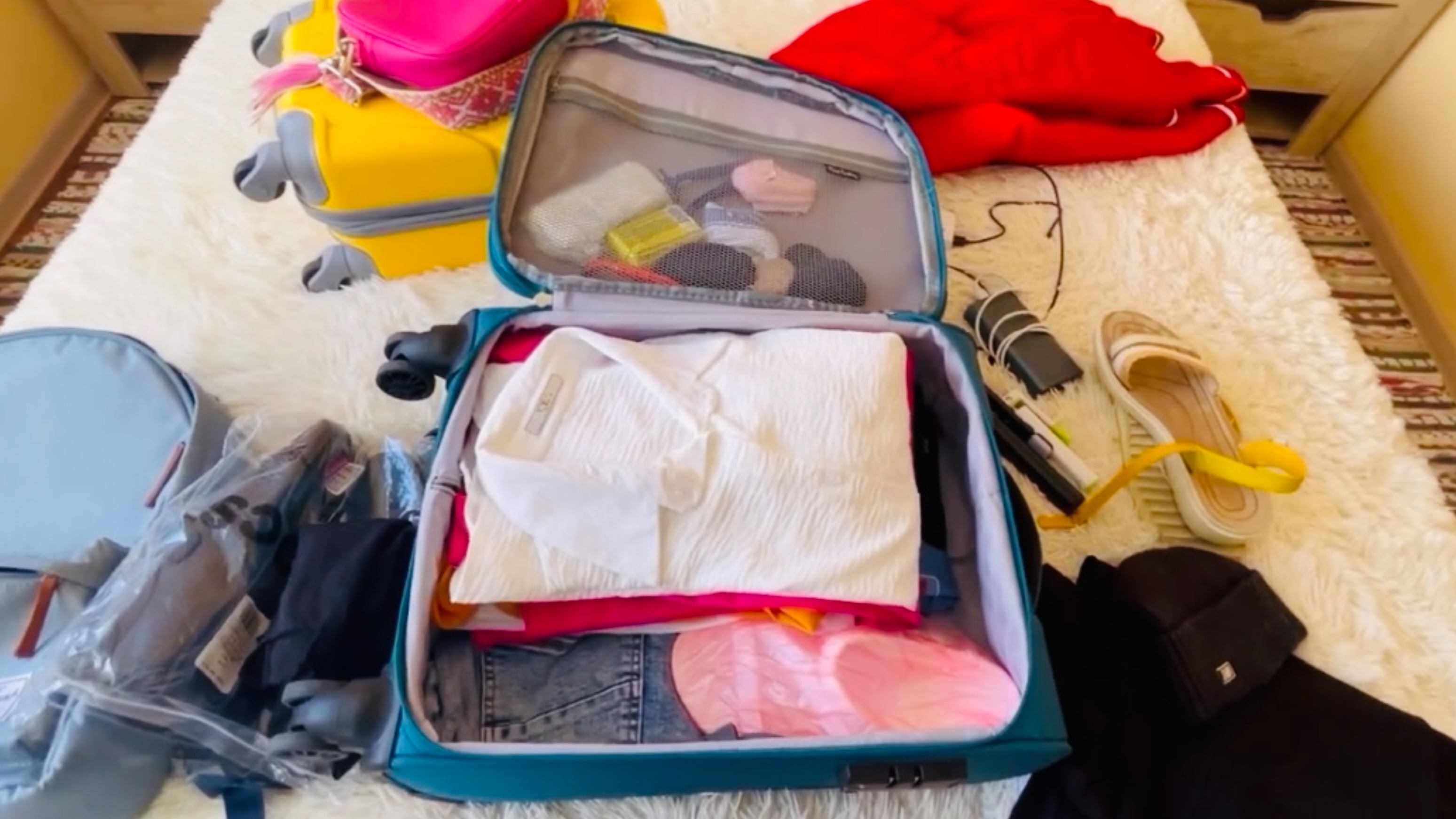 На низком старте. Жарю блины и собираю чемодан. 15 октября 2023