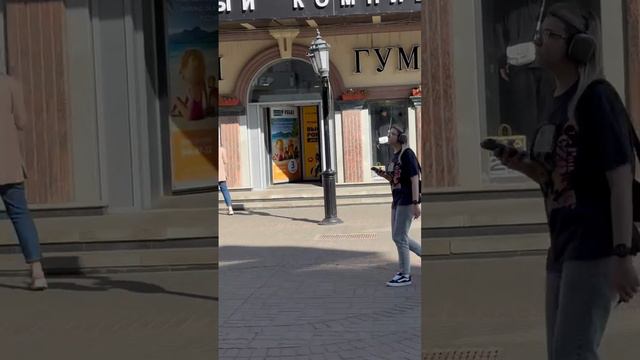 Солнышко. И прекрасная музыка на улице в Казани.