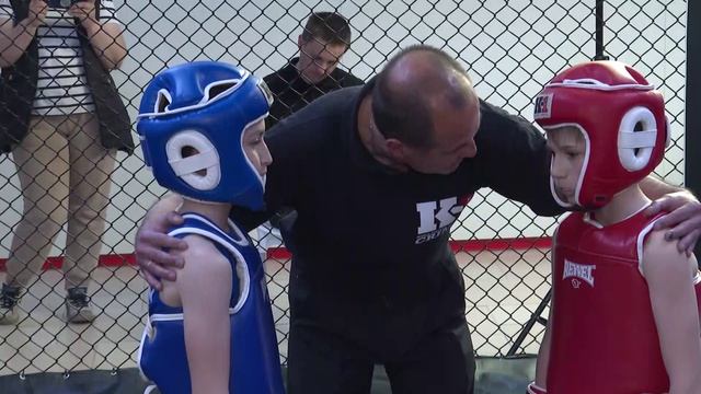 Face to face и взвешивание перед боями. В Крыму провели зрелищный турнир по К-1