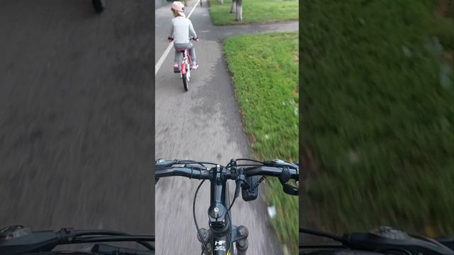 покатульки на великах 9 августа 2023г.Movie0079.mp4