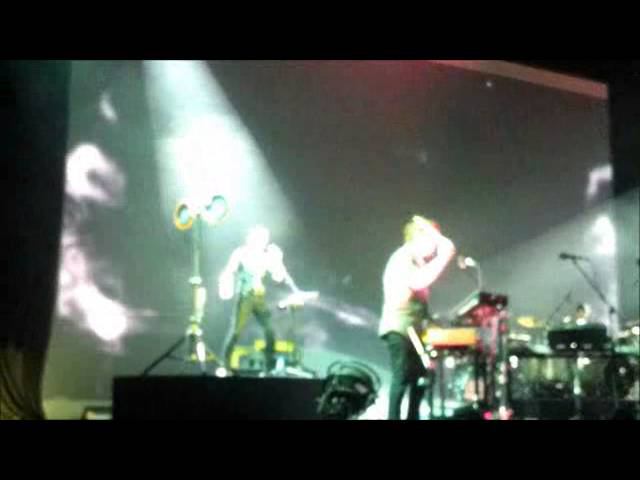 Gotye - The Only Way - Live - Dubai WTC