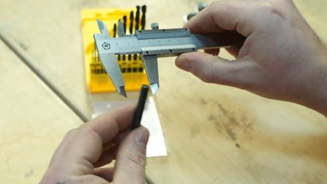 Обзор штангенциркуль ШЦ-1-125 0.05 Туламаш 101261