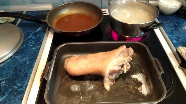 Готовка рульки в ромовом соусе.mp4