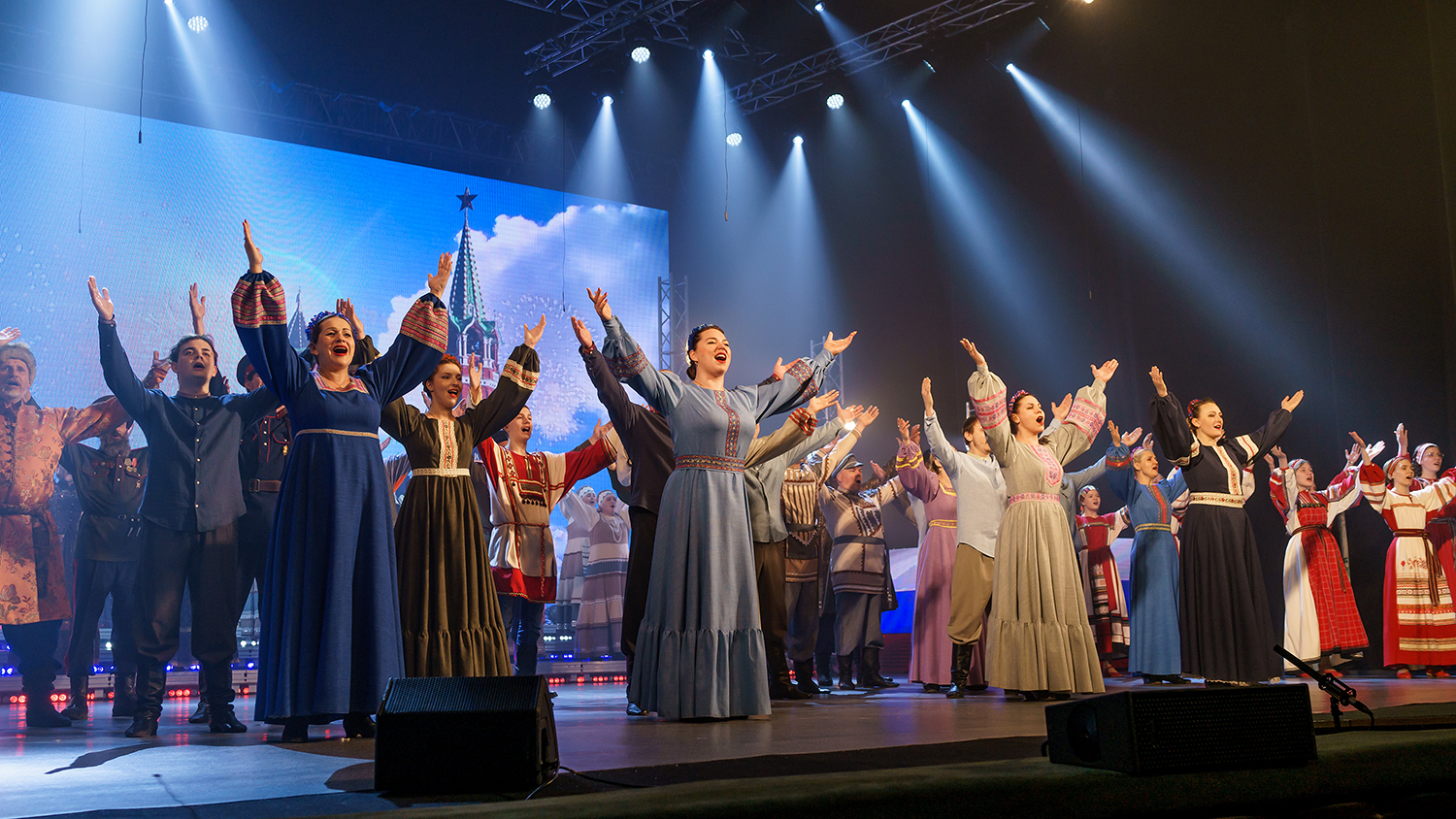 Гала-концерт XI Губернаторского фестиваля народного творчества в Томской области (фр