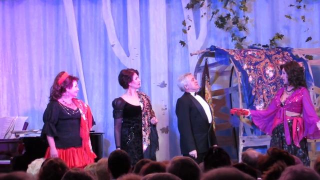 Финал гостинной. "Дорогой длинною". исп. С. Лихобабин, Н. Иващенко, С. Жинжикова, Л. Цыпина.