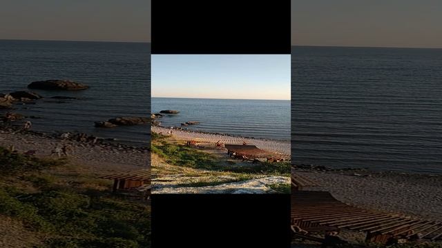 Спускаясь к морю из грота Эолова АРФА в Судаке