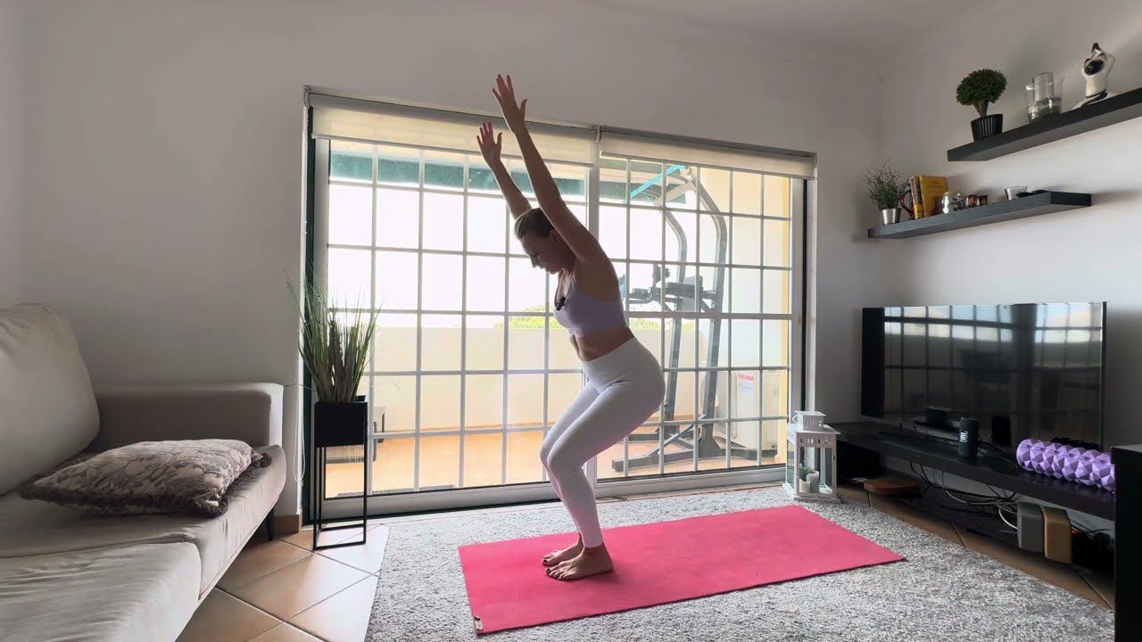 Express Yoga stretch legs