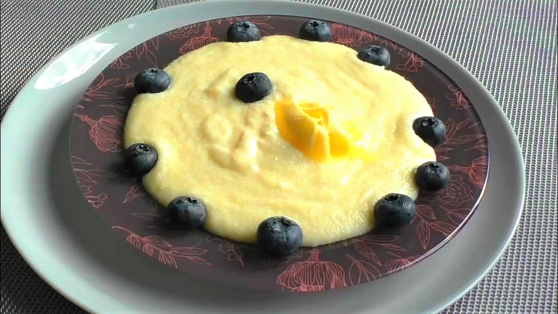 Как варить манную кашу без комочков. Все очень просто и легко, даже ребенок справится!