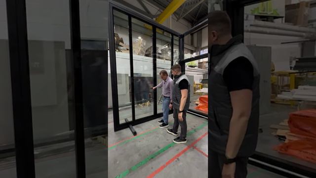 Стеклянная дверь из карбона #окнавместобатарей #окнадлядома #теплыеокна