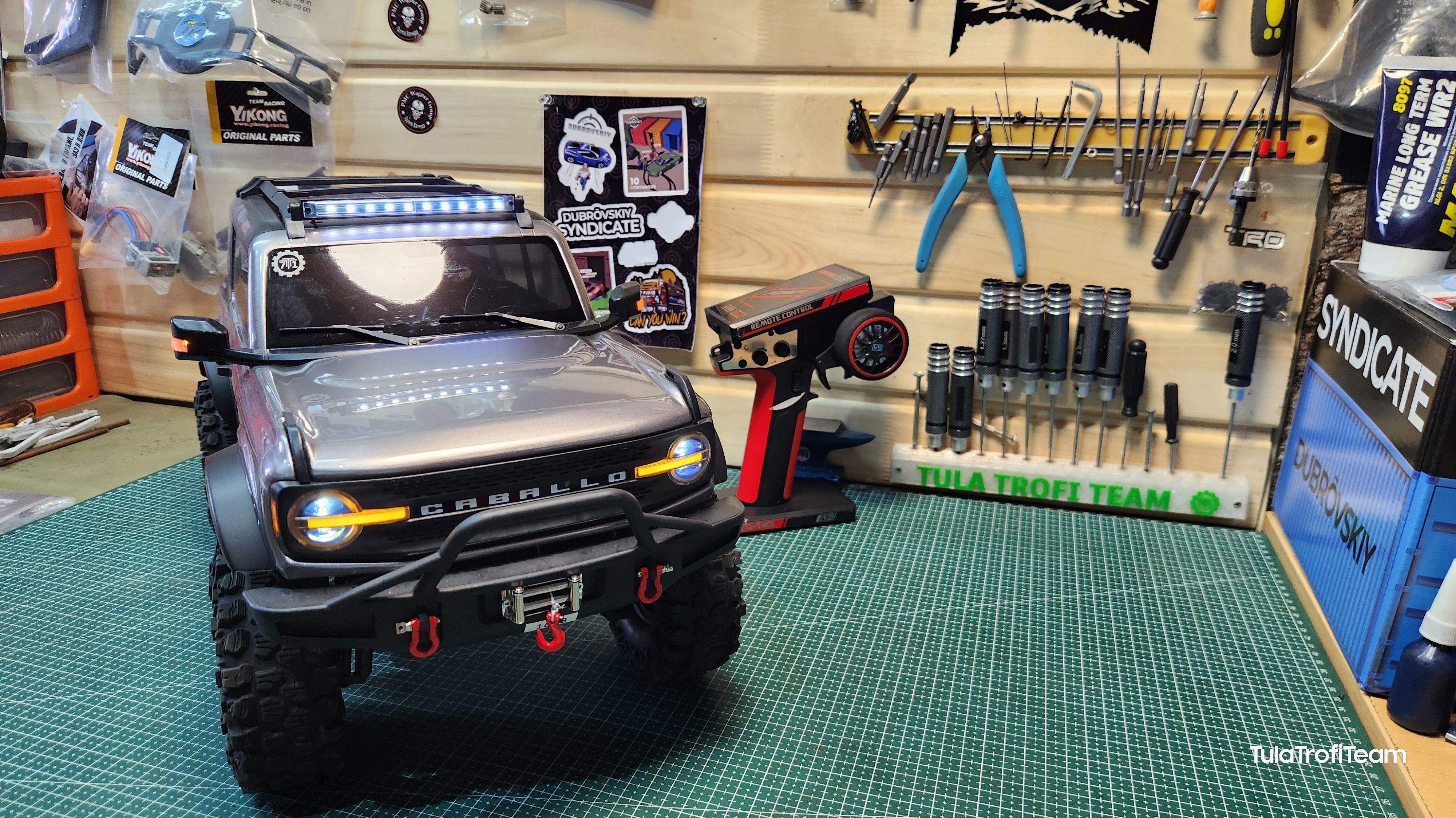 New Ford Bronco . Вот вам копия traxxas trx4