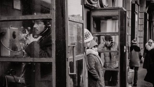 "ПОЗВОНИ МНЕ, ПОЗВОНИ"... (Фото гр. "Питер - Взгляд назад") - Песня из к/ф "Карнавал" (1981)