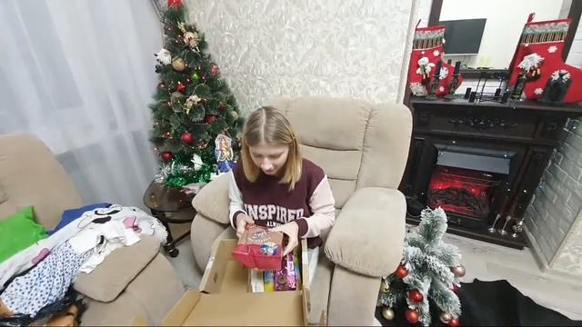 Посылки Из Израиля от Дианы и Лианы и Белоруссии от Олеси из Минска