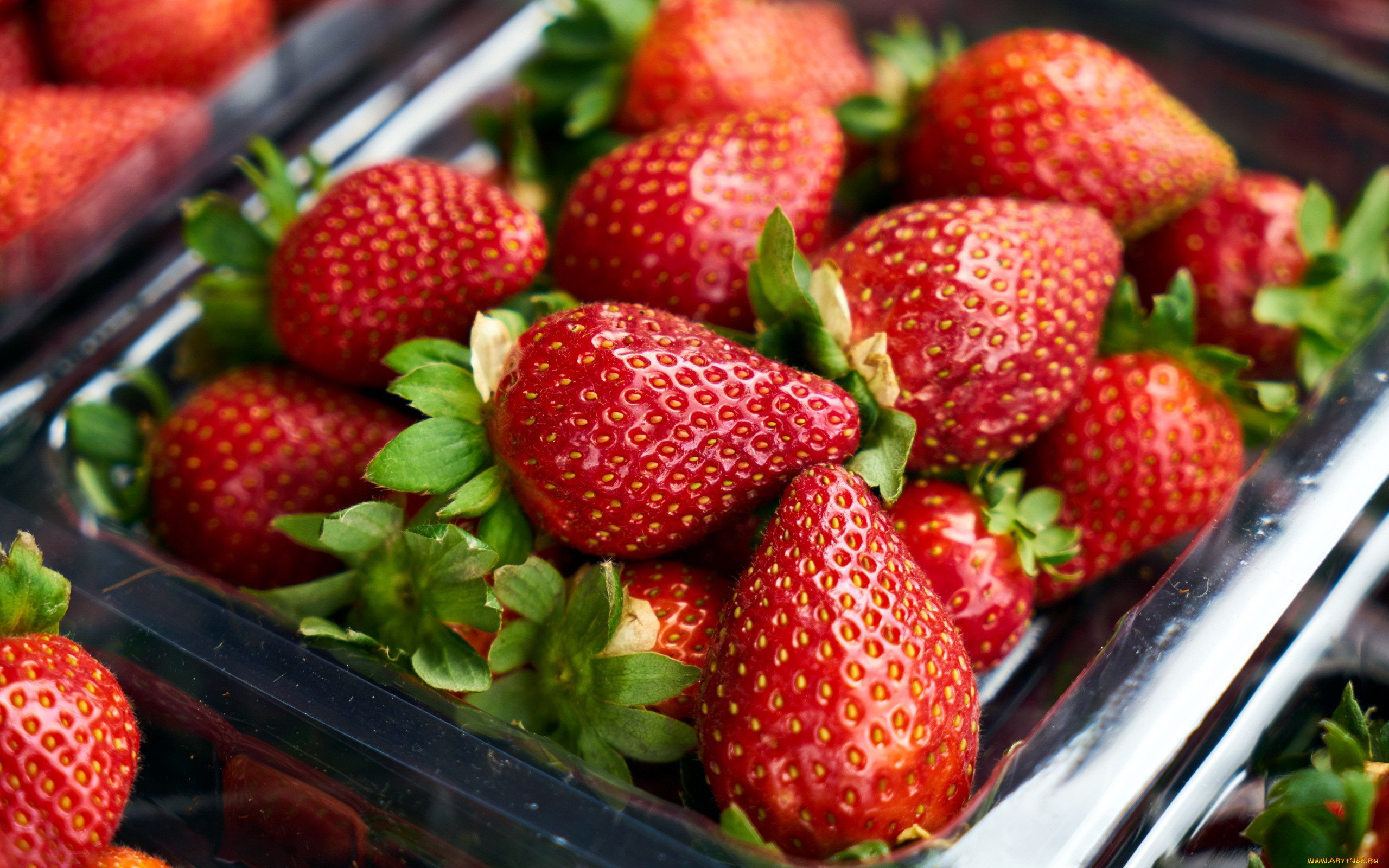 ЧЕМ ПОДКОРМИТЬ КЛУБНИКУ для увеличения урожая.Проверенный способ.