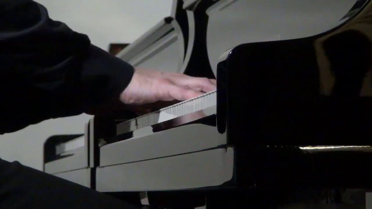 Онлайн концерт пианиста Алексея Трушечкина, лауреата престижных международных конкурсов