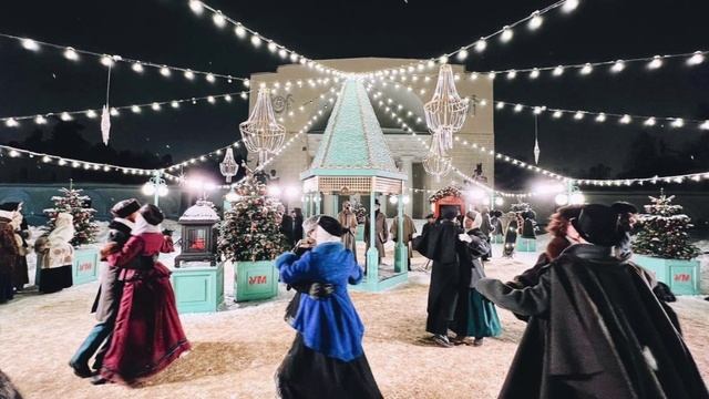 "СТОЛИЧНЫЕ ГУЛЯНЬЯ ПОД НОВЫЙ ГОД"... (Фото со стены Даши Дульневой (М) - Ансамбль Балалайка-Бэнд)